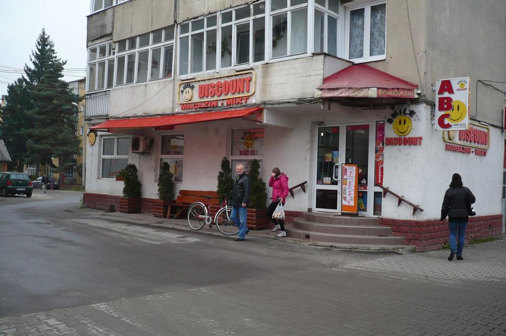 Kiraly Apartman Gheorgheni  Exterior photo
